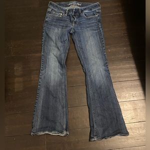 Size 6 short stretch American eagle jeans